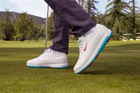 nike golf shoes official website